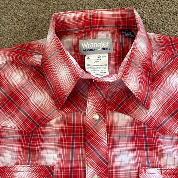 Wrangler Wrancher Western Shirt Pearl Snap Size Large Red Plaid Short Sleeves - Picture 3 of 9